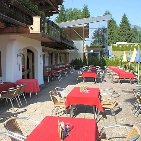 Отель Bruggerhof