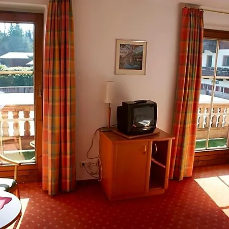 Bruggerhof Отель 3*