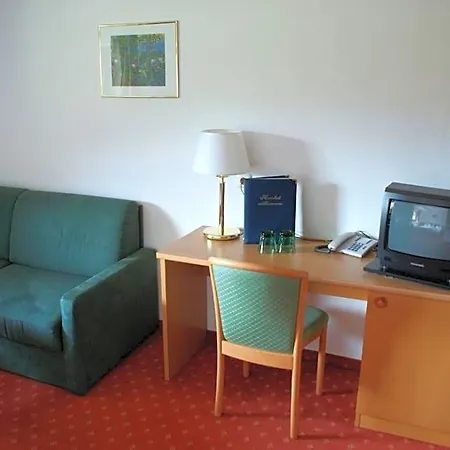 Bruggerhof Отель